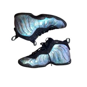 Nike Foamposite sneakers size US 5.5y UK 5 or 38